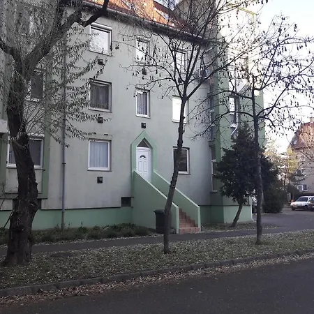 Apartment Sunshine Apartman Erlau