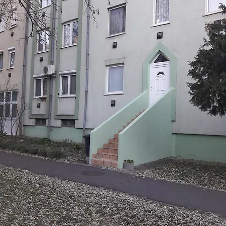 Sunshine Apartman Apartment Erlau