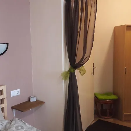 Apartment Sunshine Apartman *